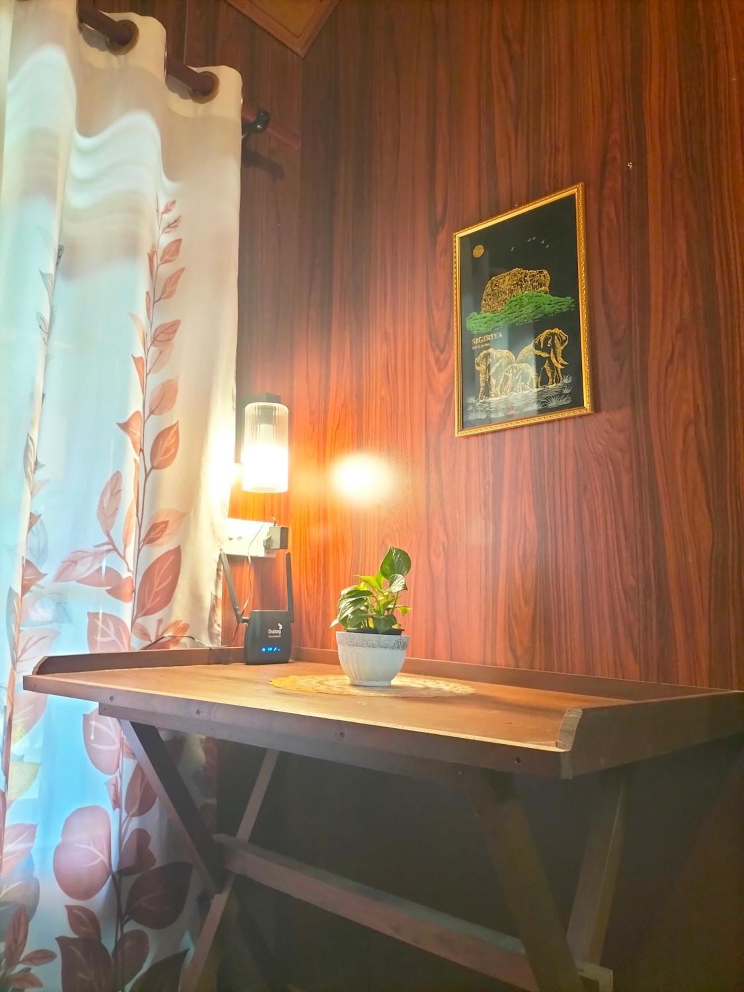 Вілла Blue Ocean Tree House Hiriketiya Діквелла Екстер'єр фото